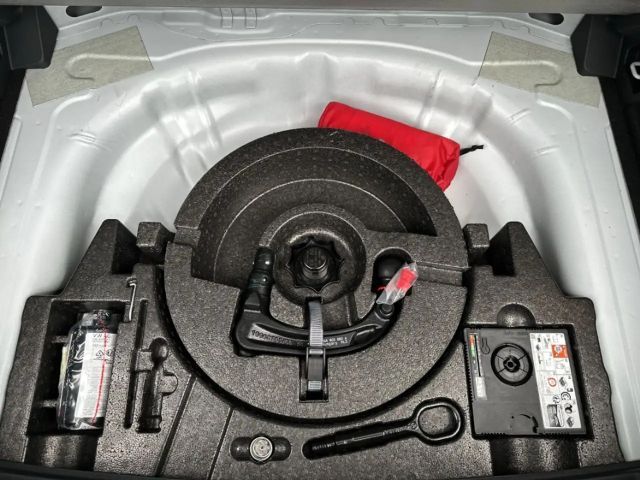 Volkswagen T-Roc 1.5 TSI DSG R-Line Style