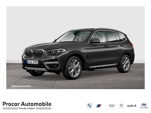 BMW X3 xDrive30e