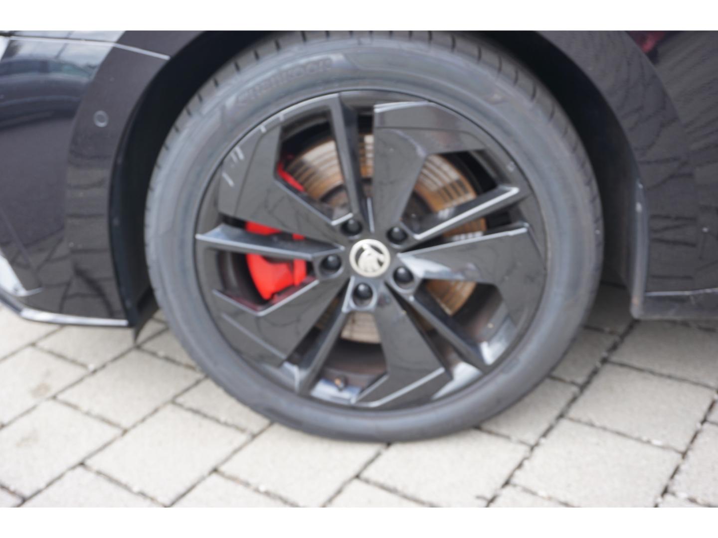 Skoda Octavia 1.4 TSI Combi RS iV