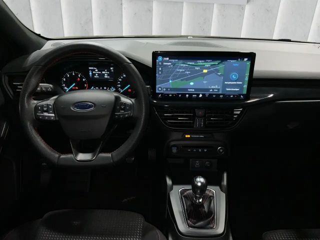 Ford Focus EcoBoost ST Line