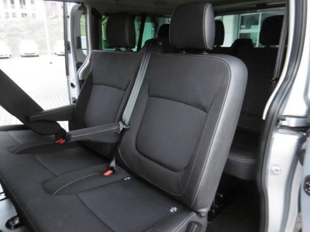 Renault Trafic Evolution Grand