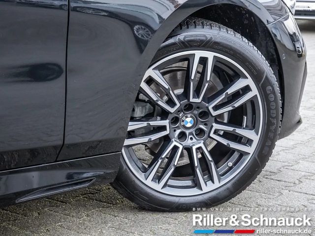 BMW 520 520i M-Sport Sedan