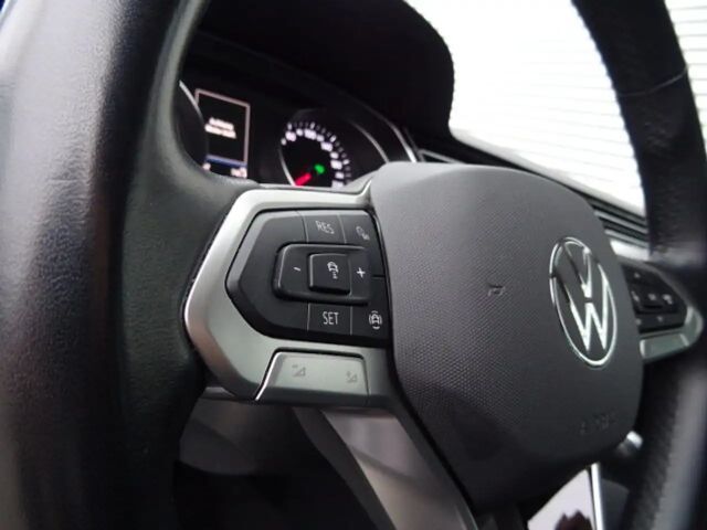 Volkswagen Passat 1.5 TSI Business Variant