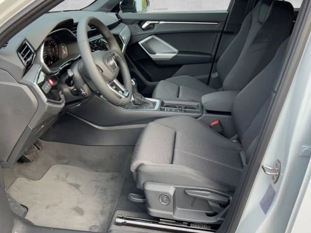 Audi Q3 35 TDI S-Tronic