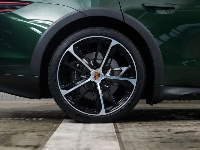 Porsche Taycan 4 Cross Turismo