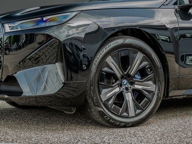 BMW iX xDrive40
