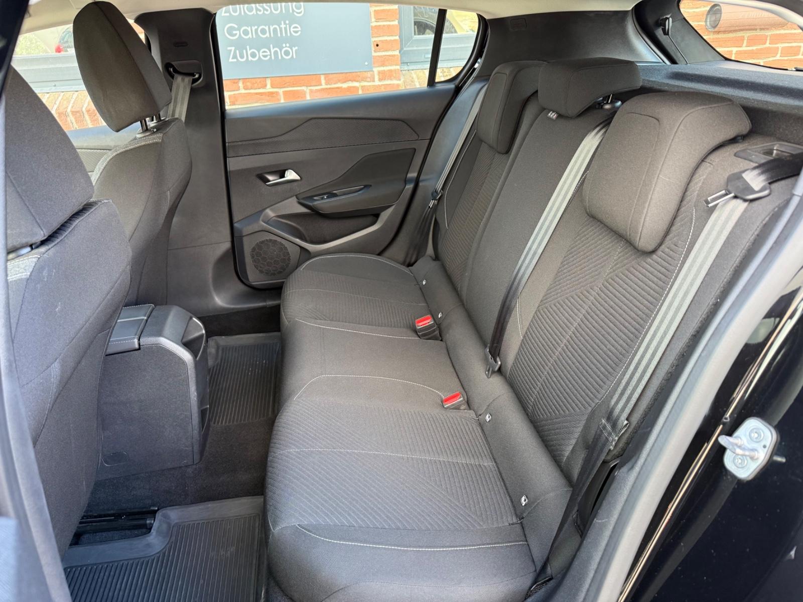 Peugeot 308 1.2 Pure Tech "Active Pack" LED SHZ PDC 1Hd.