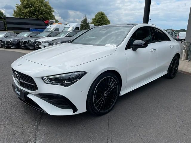 Mercedes-Benz CLA 200 AMG Line Coupé