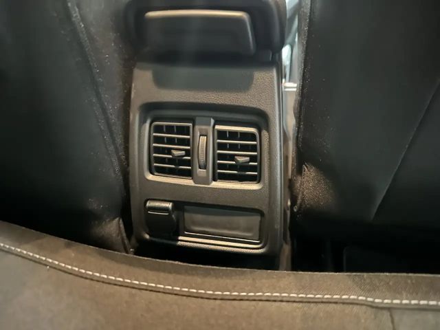 Renault Captur Experience TCe 90