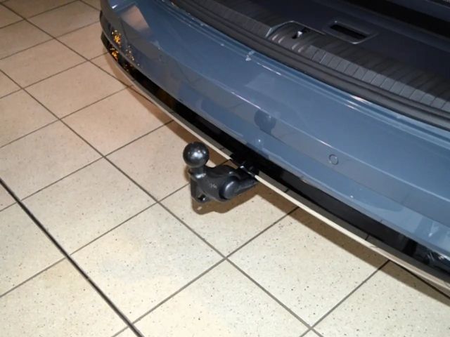 Volkswagen Touran DSG R-Line