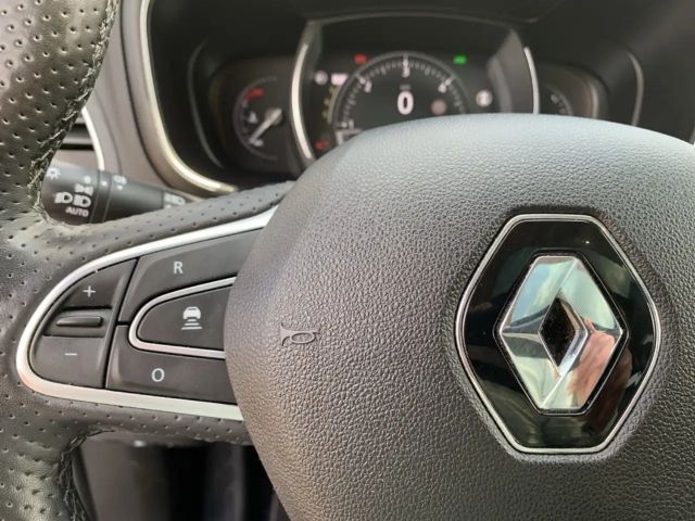 Renault Koleos Blue Initiale Paris