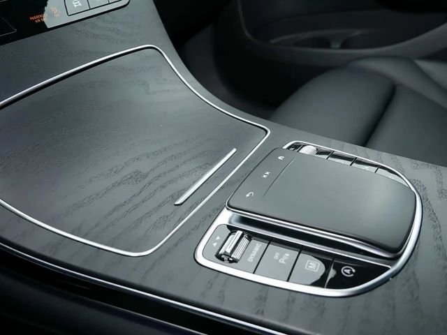 Mercedes-Benz GLC 200 AMG Line Coupé