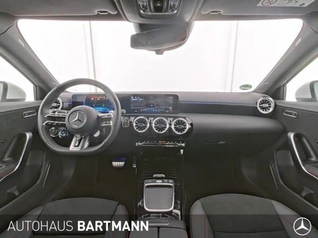 Mercedes-Benz A 35 AMG 4MATIC AMG Line