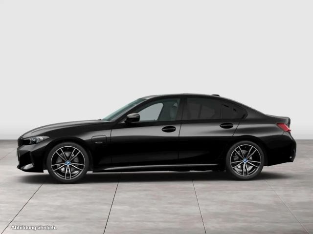 BMW 330 330e M-Sport Sedan