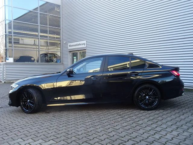 BMW 320 320e Advantage pakket Sedan