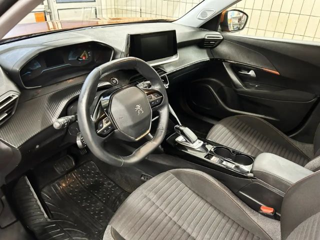 Peugeot E-2008 Active Pack