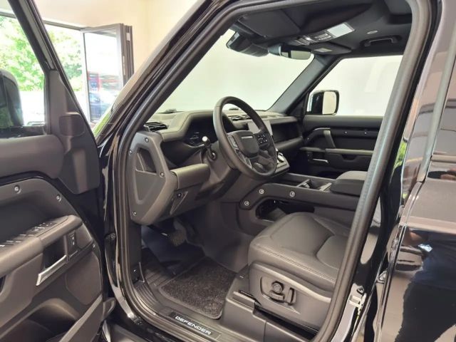 Land Rover Defender 110 D300 Dynamic HSE