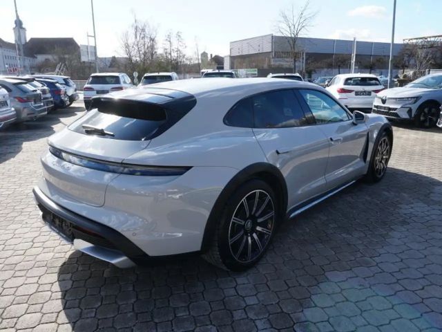 Porsche Taycan Cross Turismo Turbo