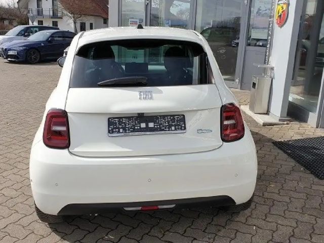Fiat 500e Basis