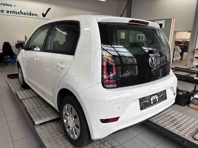 Volkswagen up! Move Move up!