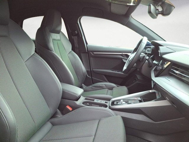 Audi S3 Quattro S-Tronic Sedan