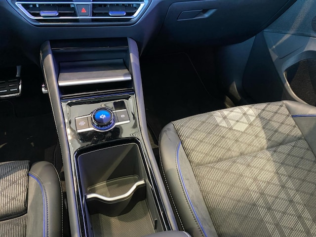 Volkswagen Tiguan 4Motion R-Line