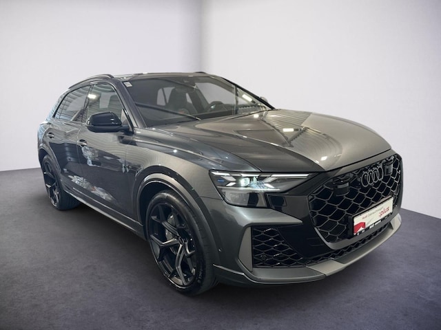 Audi RS Q8 Performance Quattro
