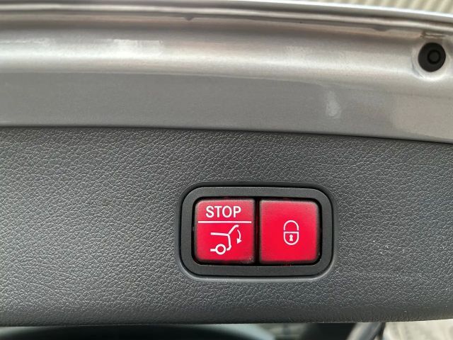 Mercedes-Benz GLC 300 4MATIC AMG Line Premium