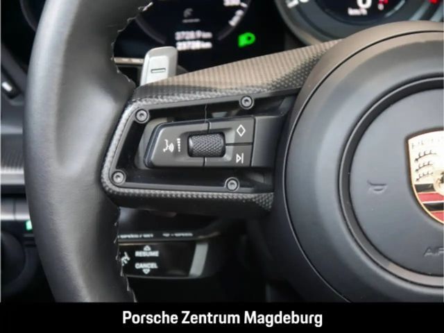 Porsche 992 Cabrio Carrera GTS