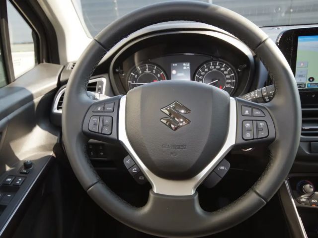 Suzuki S-Cross Hybrid