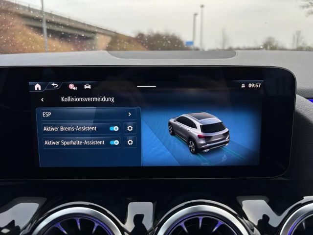 Mercedes-Benz GLA 200 Progressive