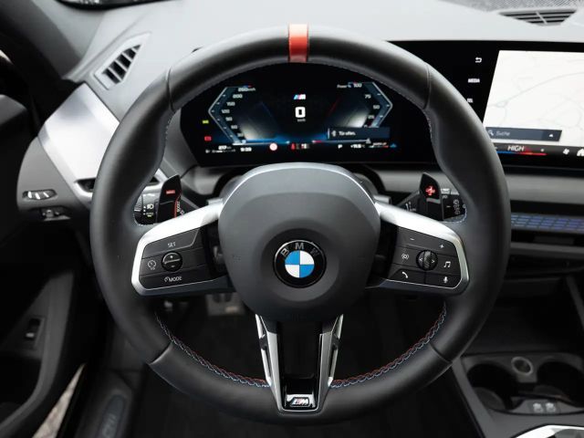 BMW 135 Sedan xDrive