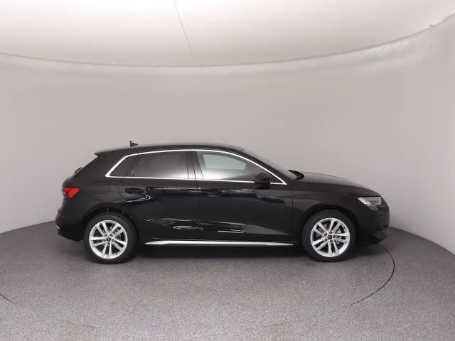 Audi A3 30 TFSI Sedan