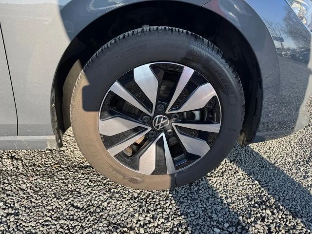 Volkswagen Golf 1.5 TSI Golf VIII