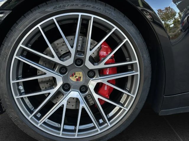 Porsche 992 4S Cabrio Carrera