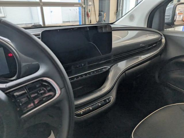 Fiat 500e 42kWh, Komfort+Style-Paket, Garantie