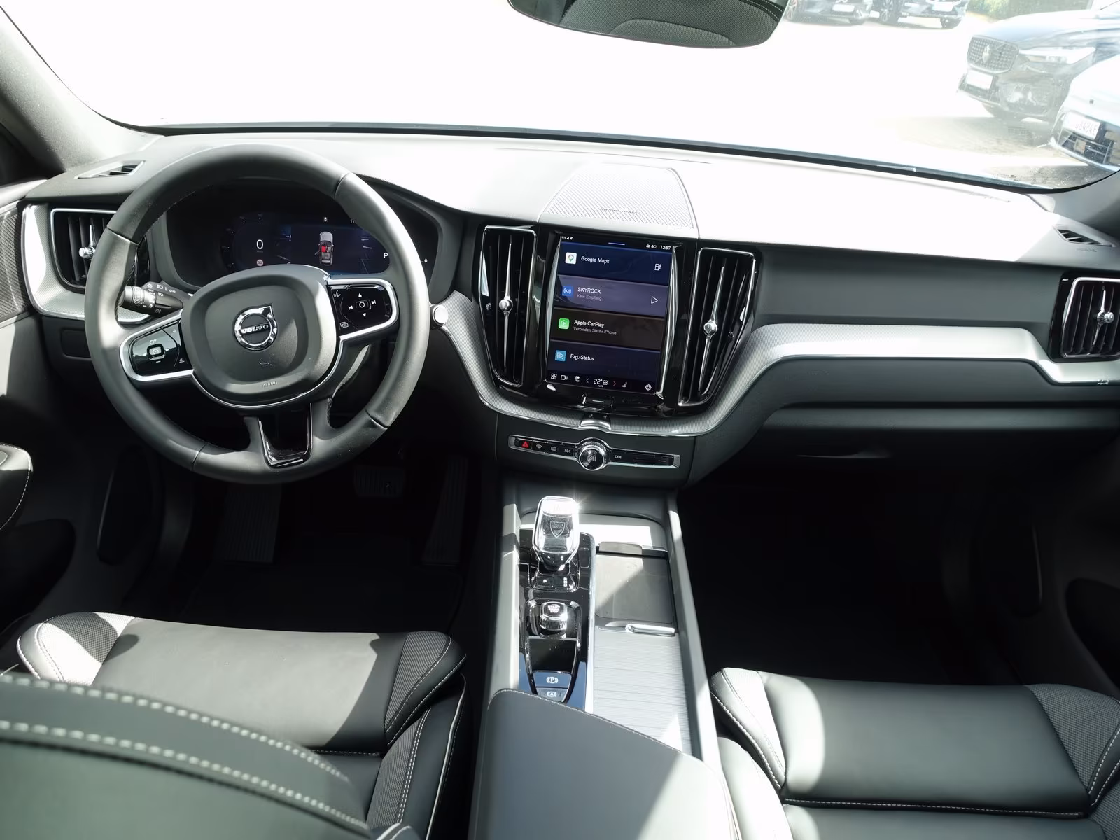 Volvo XC60 AWD Dark Plus T8