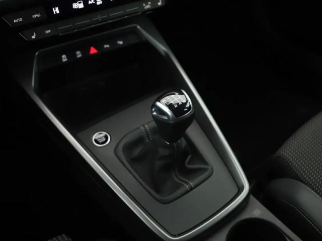 Audi A3 30 TFSI Sedan