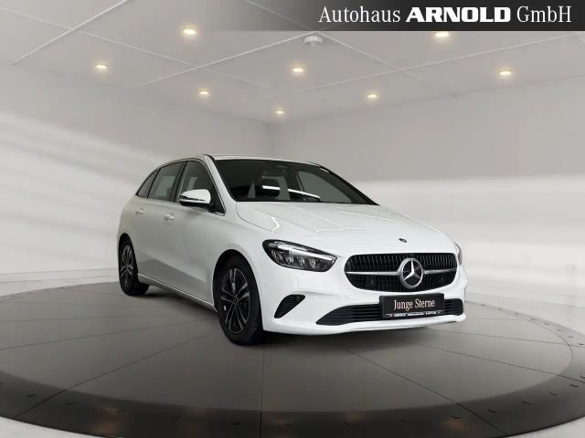 Mercedes-Benz B 200 Progressive Sedan
