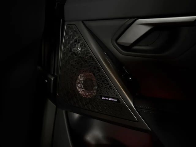 BMW M5 M5*GLASDACH*360°*HUD*MEMORY*B&W*AHK*GARANTIE*VOLL*