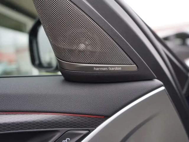 BMW 530 530e M-Sport Sedan