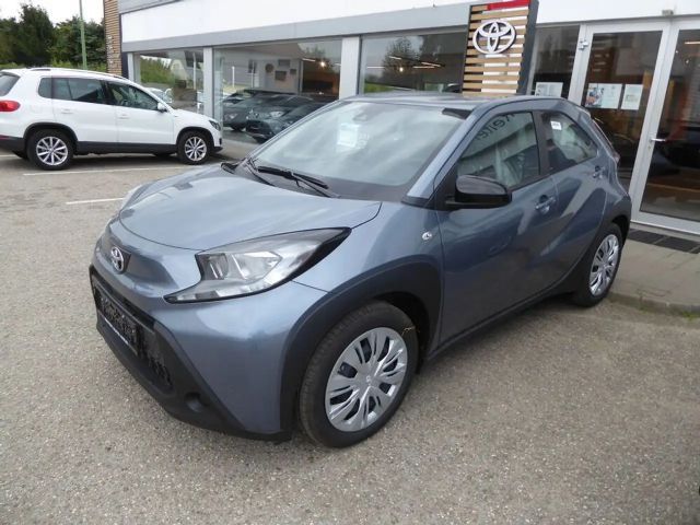 Toyota Aygo X Hatchback Play VVT-i