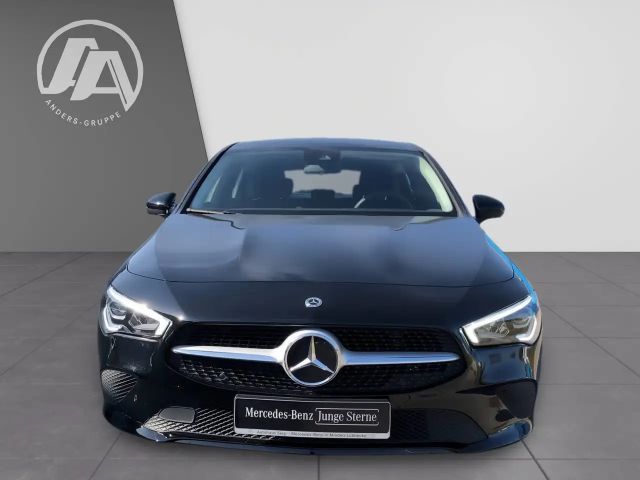 Mercedes-Benz CLA 200 CLA 200 d Shooting Brake