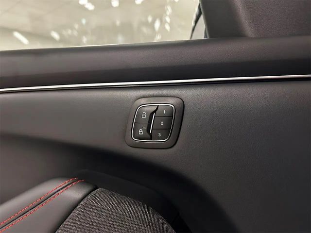 Ford Mustang Mach-E AWD Standard range