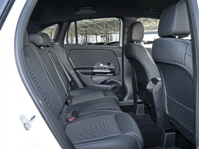 Mercedes-Benz GLA 250 4MATIC