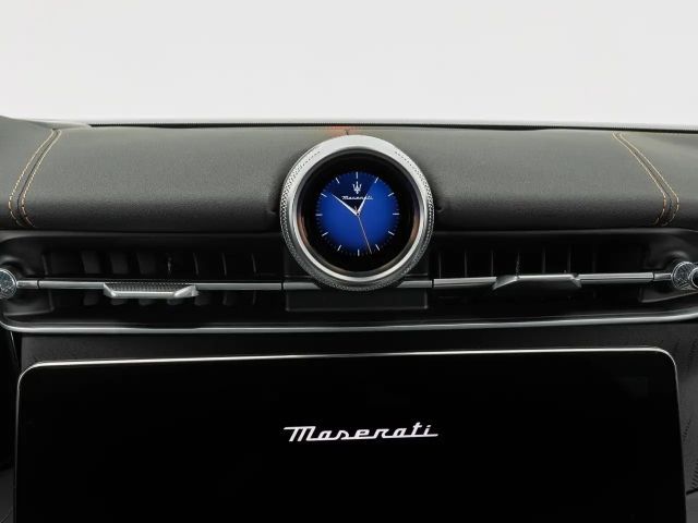 Maserati Grecale Folgore NEW + ELEKTRO + PANO