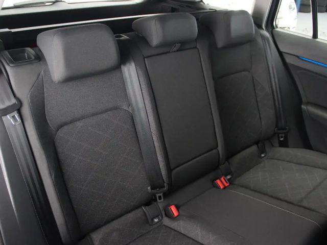 Volkswagen Golf 8 1.5 TSI"Life"LED AHK Nav LaneASS App