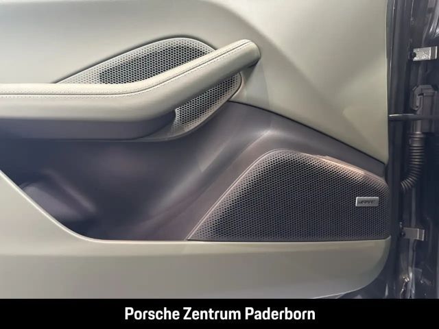 Porsche Macan InnoDrive Head-Up BOSE Luftfederung 22-Zoll