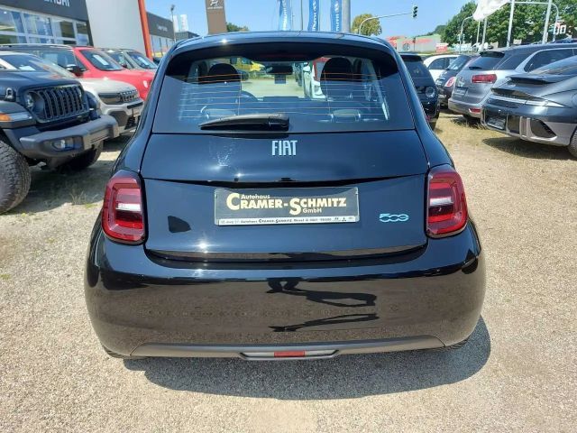 Fiat 500e Icon