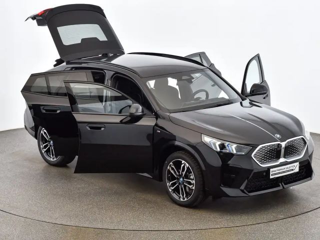 BMW iX2 eDrive20